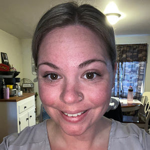 Meet your Posher, Dellarae
